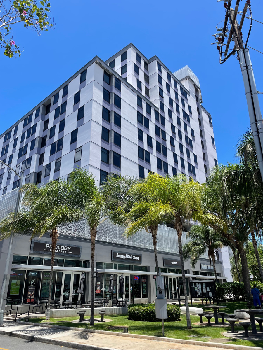 Hale Mahana Apartments — Lease in Honolulu, HI, photo 2 of 2